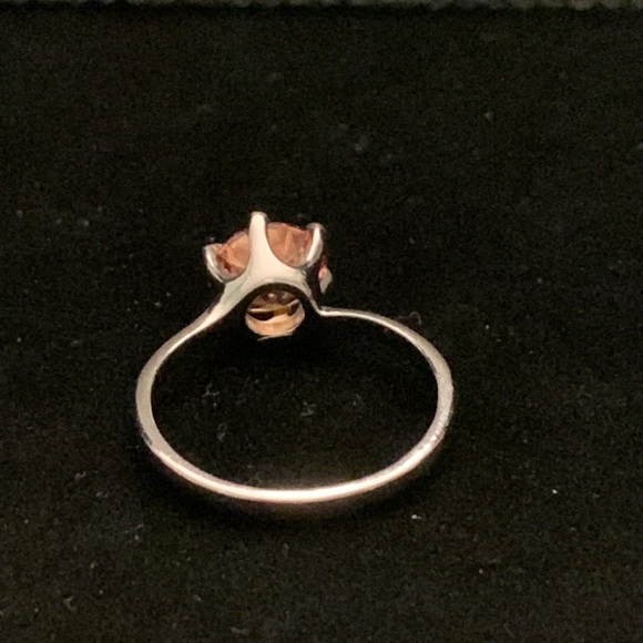 ♥️ Sale 3for$15! Silver Tone Ring Orange Rhinestone prong setting sz 8.5 - Picture 2 of 5